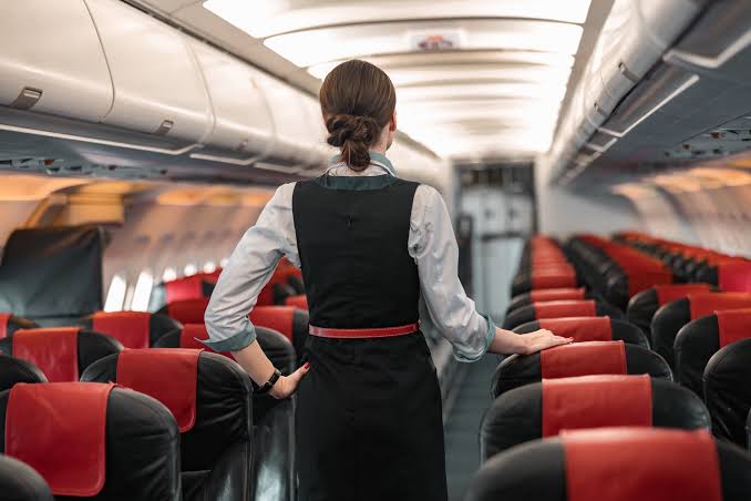how to become a travel attendant with no experience