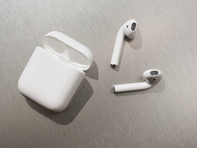 Why Are My Airpods So Quiet (Find Out)